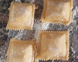 Foto del paso 6 de la receta: Raviolones de marisco, con salsa de Spirulina. #panal