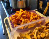 Pasta in Kürbis-Pfifferlingrahm Rezeptschritt 1 Foto
