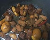 Hình bước làm 1 của món Thịt heo kho củ cải và trứng
