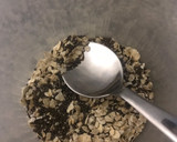 Foto del paso 1 de la receta: Bowl chia, avena y uva con kefir