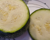 Foto del paso 1 de la receta: Calabacín relleno gratinado