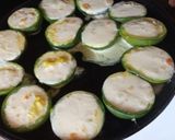 Foto del paso 4 de la receta: Zapallitos rellenos (sin carne)
