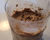 A picture of step 3 of Banana and Peanut Butter Overnight Oats.