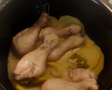 Foto del paso 3 de la receta: Pollo al horno con patatas en robot Moulinex
