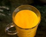 A picture of step 3 of Mango mastani.