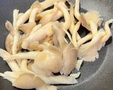 大黃瓜炒菇的食譜步驟1照片