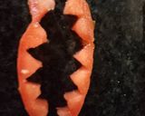 A picture of step 1 of Monster face pizza.
