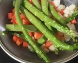 Foto del paso 18 de la receta: Medallones de res sellados con salsa holandesa y verduras al vapor