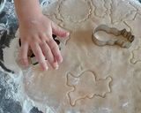 Foto del passaggio 8 della ricetta Biscotti al miele di Giulio Coniglio