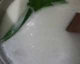 Foto langkah ke 2 dari resep Bubur jagung manis.