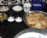 Eggless biscuit cup cake रेसिपी चरण 1 फोटो