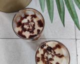 A picture of step 6 of Apple dry fruits smoothie.