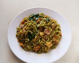Foto langkah ke 8 dari resep Mie Home (Bayam Brazil) Goreng.