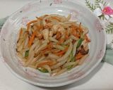 Foto langkah ke 3 dari resep Chao An Cam Fen(stir-fried rice pin noodle).