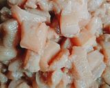 Foto langkah ke 2 dari resep Ayam Tumis Saus Tiram.