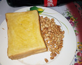 A picture of step 2 of Buttered Toasted Bread with Peanut.