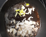Foto del paso 3 de la receta: Macarrones con butifarra de huevo y boletus