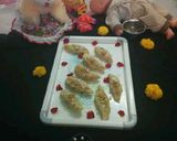 A picture of step 13 of Steam Baked Rava Gujiyas.