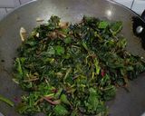 चौलाई साग (लाल साग) रेसिपी चरण 2 फोटो