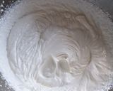 Une image de l'étape 3 de Feuilletés triangles gourmands chantilly framboises 😋#janvier.