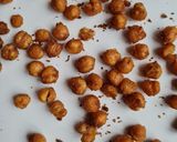 Foto del paso 4 de la receta: Snack saludable de garbanzos especiados al horno