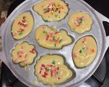 Foto langkah ke 4 dari resep Kue Cubit tanpa mixer & anti gagal.