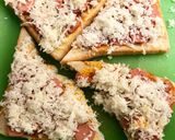 Foto langkah ke 3 dari resep Pizza dari roti tawar.