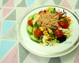 Hình bước làm 5 của món Salad Cá Ngừ Ngâm Dầu