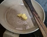 Foto langkah ke 2 dari resep Telur dadar kecap.