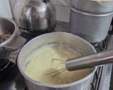 Foto del paso 3 de la receta: Pasta frola de crema pastelera con membrillo