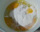 Foto langkah ke 2 dari resep #57. Roll Cake 3 telur.