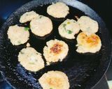 A picture of step 3 of Quinoa Tikki (Quinoa masala cutlets).