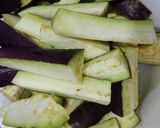 Hình bước làm 1 của món Cà tím xào tỏi