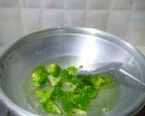 Foto langkah ke 1 dari resep Telur Dadar Brokoli.
