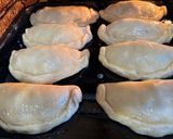 A picture of step 6 of Pepperjack Chicken Empanada.