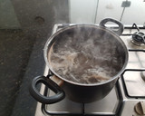 Foto del paso 1 de la receta: Caldo de Puchero con espinaso