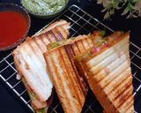 A picture of step 5 of Mix Veg sandwich.