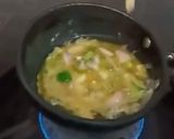 A picture of step 2 of Karandi Omelette.
