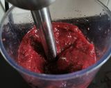 Foto del paso 2 de la receta: Frappé de frutas rojas