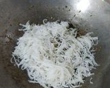 Foto langkah ke 4 dari resep Tumis Soun Jamur Kuping.