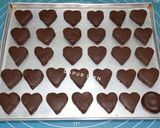 Foto langkah ke 5 dari resep Chocolate Almond Cookies.