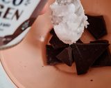 Foto del paso 2 de la receta: Chocolate con maní 🍫 ♥ 🥜 #antojito versión saludable