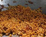 Foto langkah ke 3 dari resep Mi Goreng Kampung / Mi Goreng Hajatan.
