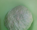Foto langkah ke 3 dari resep Bakpao Pandan Mawar isi Kacang Tanah.