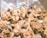 A picture of step 5 of Chinese steamed meat dumplings (Shumai).
