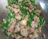 Foto langkah ke 6 dari resep Tumis Kacang Panjang Tetelan Sapi.