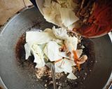 Foto langkah ke 3 dari resep Mie Goreng Putih khas Hajatan.