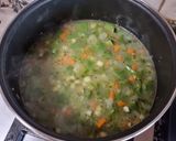 Foto del paso 3 de la receta Arroz con verduras y gambas al curry (para enfermos renales)