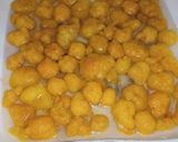 A picture of step 1 of Sweet Phulki Chat.