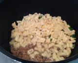 A picture of step 4 of Saboodanyachi Khichadi.